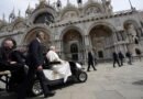 En Venecia, el papa Francisco advirtió que la ciudad podría dejar de existir por el cambio climático